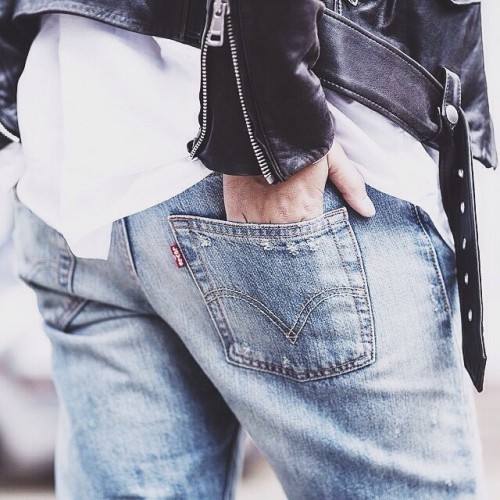 infinityditto: Feeling. This. Look. #aesthetic #mensstyle #mensfashion #streetstyle #style #levis #d