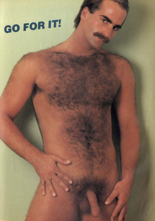 oralexplorer:  unknownvintagemalemodels:  From HONCHO magazine (Aug 1987)Photo story called “Go For It”photo by Robert Laliberte  http://oralexplorer.tumblr.com/