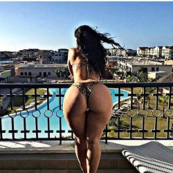 fatbootymeat:  Fat booty meat #asspic