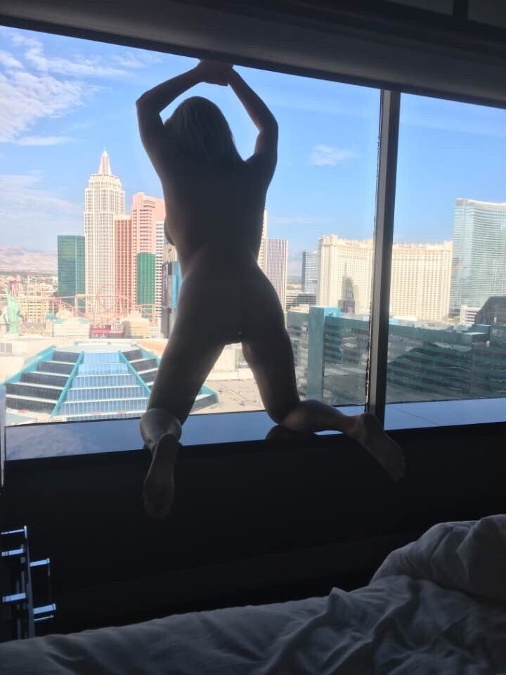 tx211: fun-4-us:   One of my favorites from Vegas ❤️ love your blog by the way