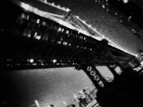 jdx:dreamers, they never learn./brooklyn bridge. new york city.