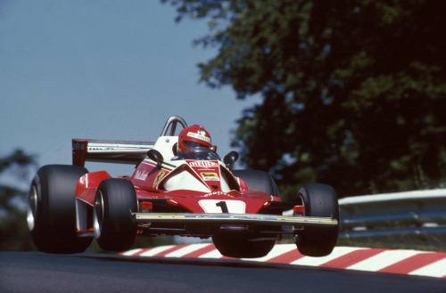 XXX formula1history:  Niki Lauda - Ferrari 312T photo