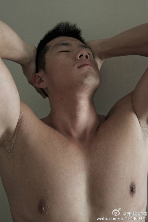eastern-asylum:  Move #2 PHOTOGRAPHIES courtesy SINAWEIBO