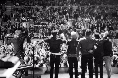 officialmarkfoster: @fosterthepeople: santa barbara, couldn’t think of a better end to the tou