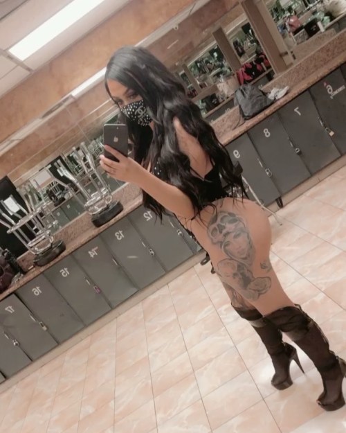 stripper-locker-room:  https://www.instagram.com/babbyvbribiesca/