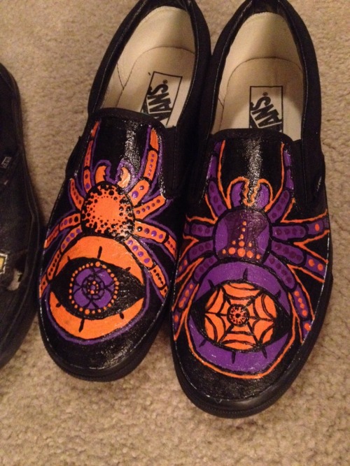 Finally painted my new shoes. Always time to be stoked for Halloween.