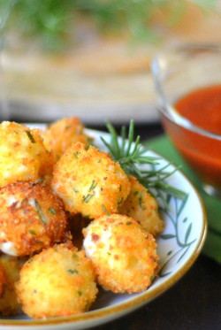 do-not-touch-my-food:  Fried Rosemary Mozzarella