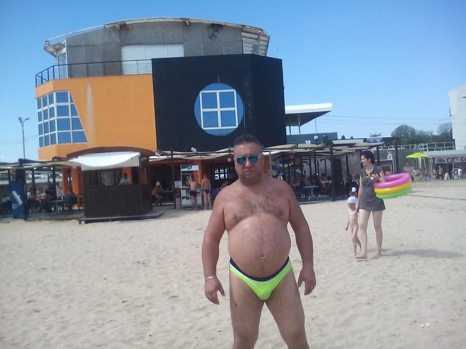 speedochubby:  neon !