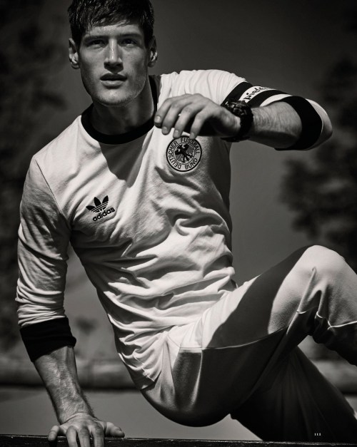 bothsidesguys: Louren Groenewald, Oliver Stummvoll, Ryan Tift, Taylor Ashmore & Thorben Gärtner 