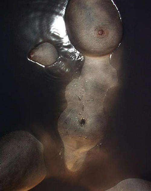 void-dance:  Photo by Hermann Försterling 