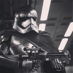 starwarsvillains:  Star Wars Villain of the Week: Captain Phasma 