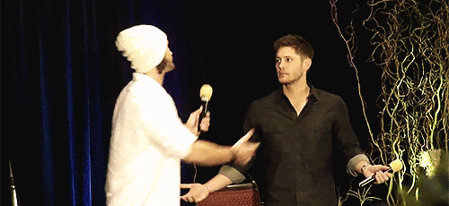 thewinchesterbrotherslove:  Look at Jensen getting all offensive. Like bro I’m