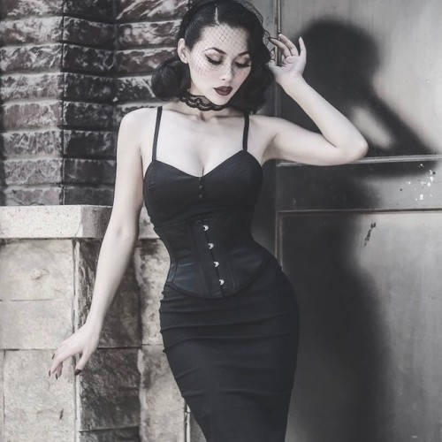 tenebris-studio:  Model: Miss Winny via Instagram adult photos