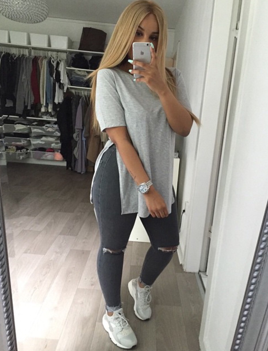 babygirlllxo:  💋