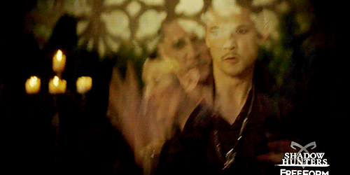 bane-magnus: magnus bane in the new shadowhunters trailer