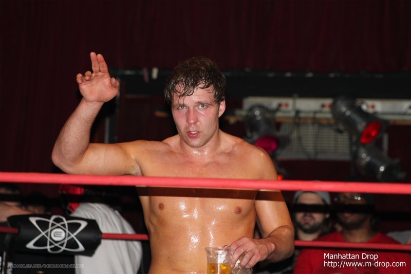 moxleysmistress:  deanssexymistress:  JON MOXLEY  Okay I want the video that last