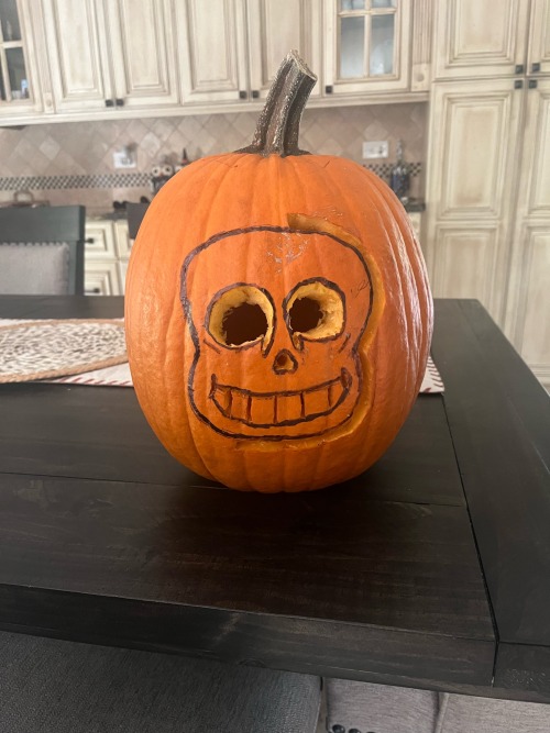 I Tried To Carve Sans In A Pumpkin
