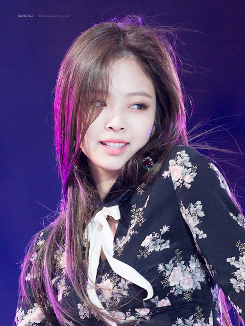 yourdailyjennie: © sanctus