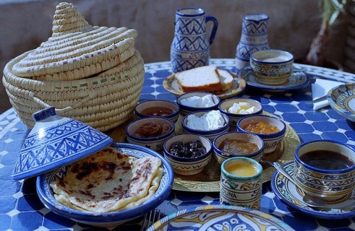 marhaba-maroc-algerie-tunisie: Breakfast in Fez (Morocco)