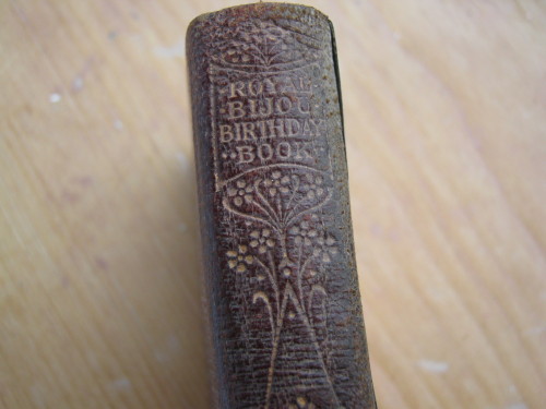 thewatchkey: A little silver Victorian Royal Bijou Birthday Book from 1890. The picture of the littl