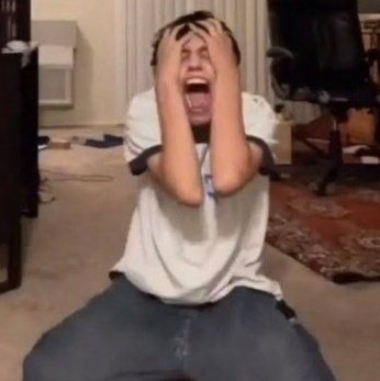 Satosugu Shippers When They See Bird Shit (it's Black And White)