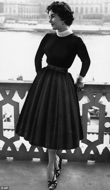 oldhollywooddarling:  Photographed in 1953.