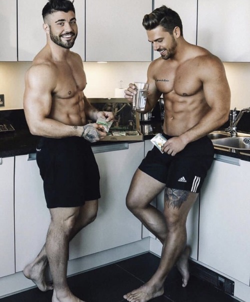 HOT MEN