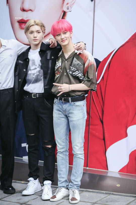 © Bad Eight | do not edit.