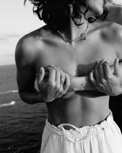 pleasureinpictures:aliters:🖤
