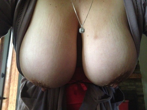 titpussyliplover:hugejugsinfo:  more http://hugeJUGS.info  Submit at http://titpussyliplover.tumblr.com/submit