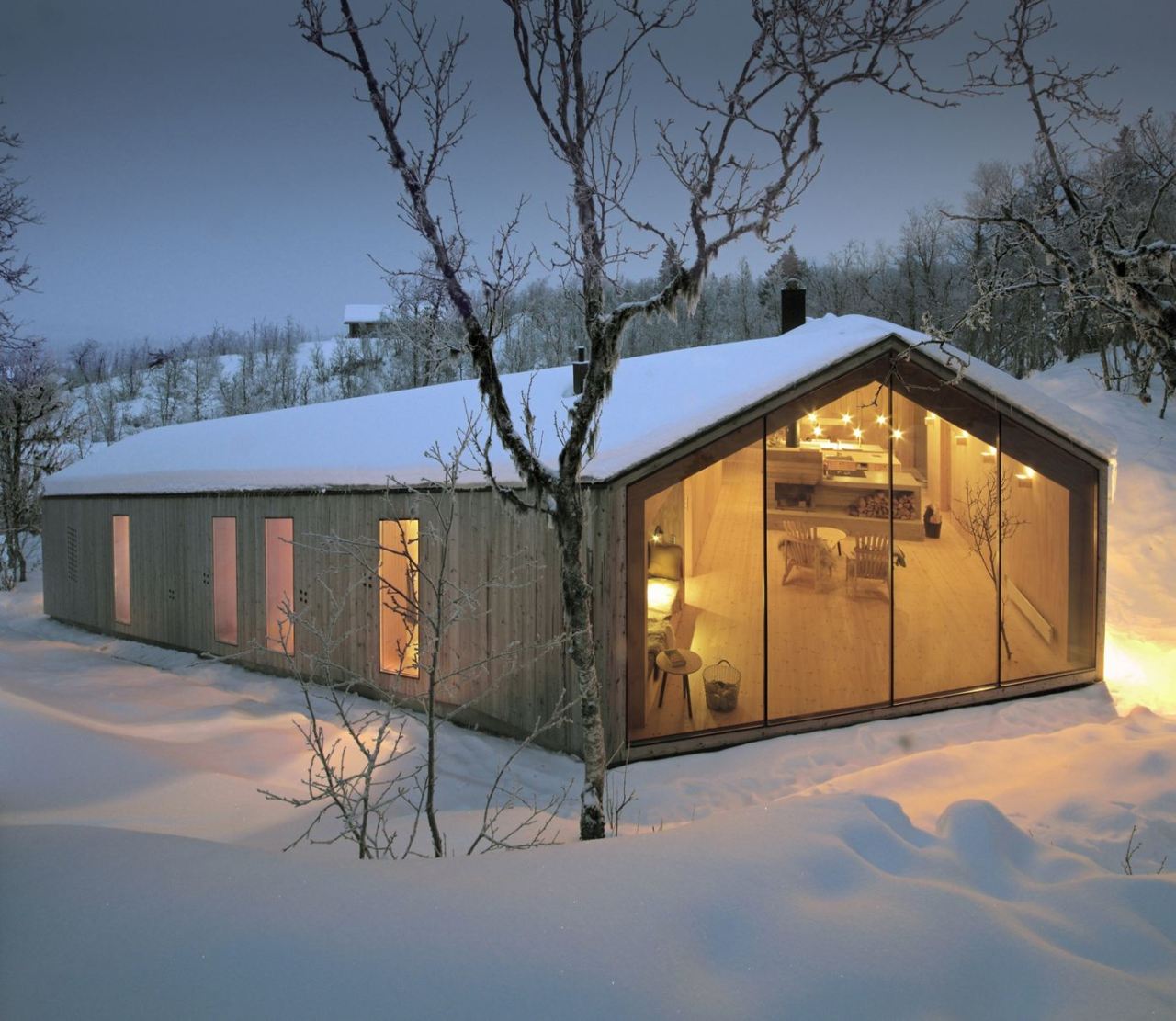 artchiculture:V-Lodge, Buskerud, 2013 - Reiulf Ramstad ArkitekterMore pictures: http://bit.ly/1C4Q0I5