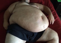 dcgluttonhog:  askagain3r:Hero a belly mattress