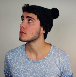 utuberrandoms:  Alfie deyes 