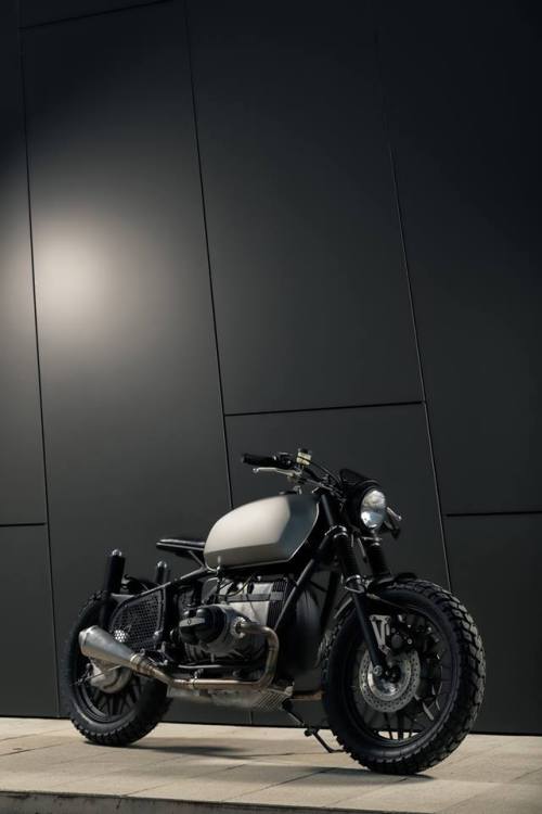 BMW R69S ” Voltron” by ER motorcycles © Jernej Konjajev.(via ER motorcycles)More bikes here.