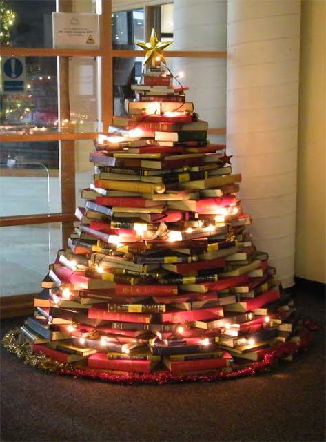 laurajmoss:  I can think of no better Christmas tree than a book Christmas tree.