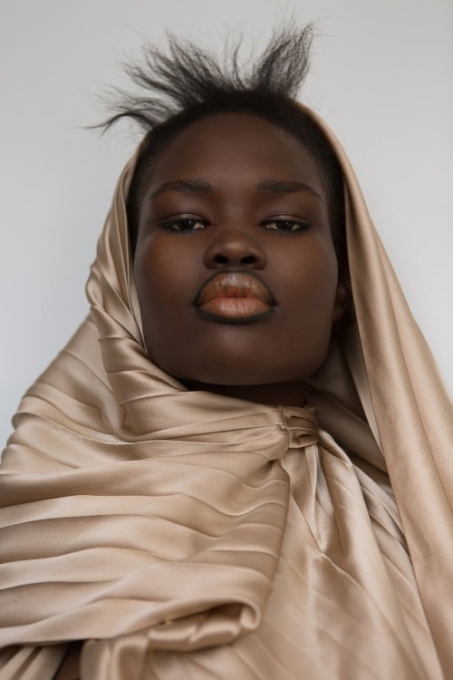 worldwidefashion:‘Moonlight’Adual Akol for BEAUTIFUL BLOOD Magazine — August 2018.