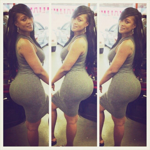 roslynjeatam:  Babes with Back: www.Bootynice.com