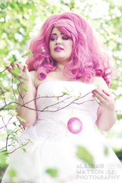 Shota-Moon:  Isn’t It Remarkable, Steven? Ah! My Rose Quartz Cosplay Phots Came