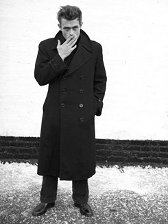jamesdeandaily:  James Dean photographed by Dennis Stock, 1955. 