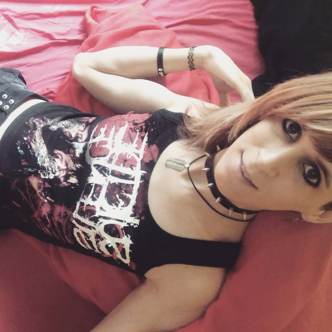 I&rsquo;m bored 😿 Come play with me :P ( i meant PS4 couch coop :o ) #emo