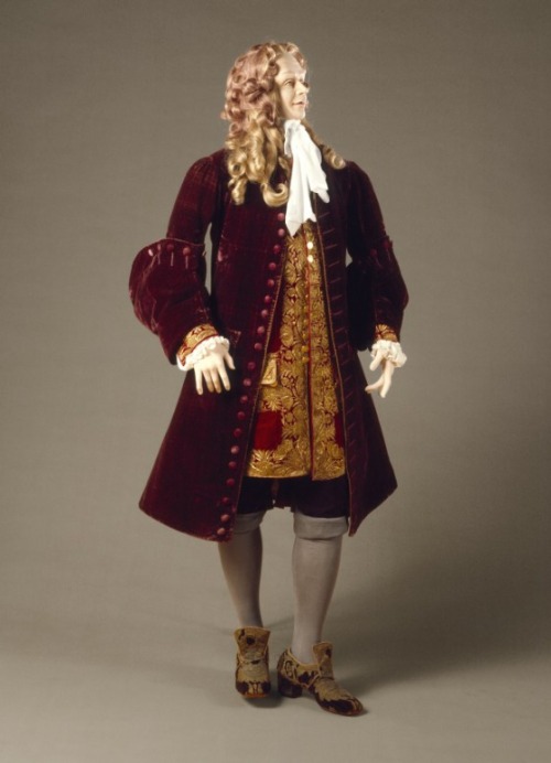 fashionsfromhistory:Frock Coat1720sGermany 