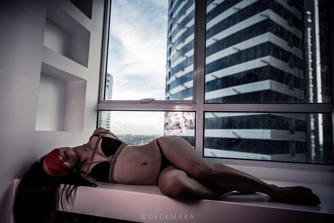 lesfillesdepigalle:  F u n e r a l s i n g e r.   Anon, bgc 16