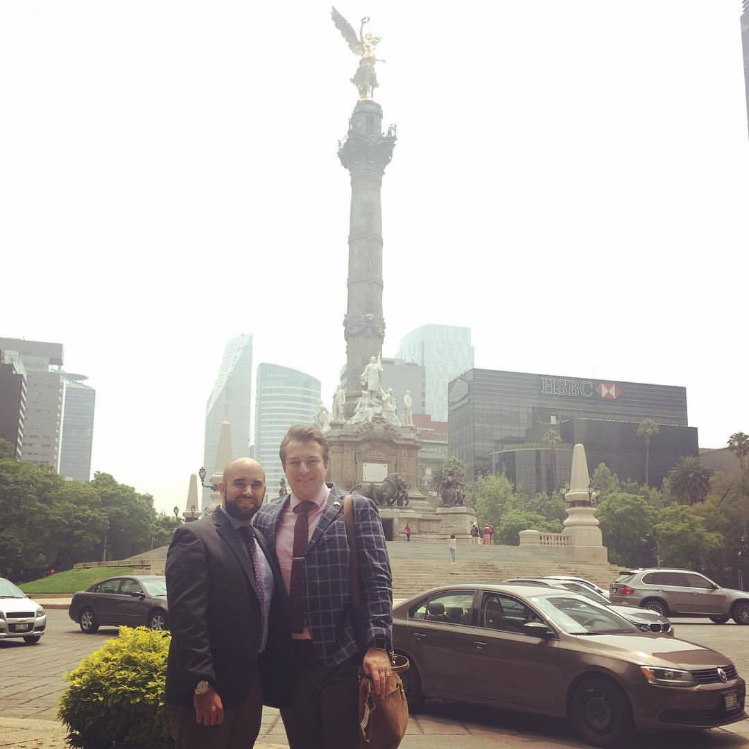 We enjoyed #Mexico twice in June! Happy July, y'all! #cdmx #cdmx🇲🇽 (at Ángel de la Independencia)