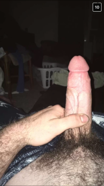 sexystraightguyscaught: Definitely one of the hairiest guys I’ve gotten, but as promised a hun
