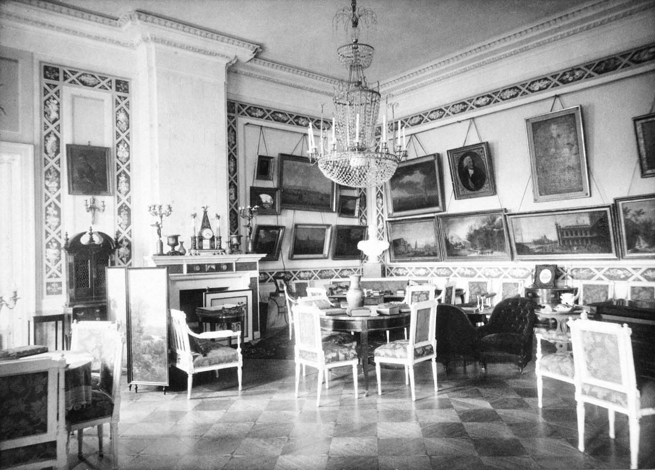 ghosts-of-imperial-russia:   Interiors of Count Sheremetev’s Palace on the Fontanka 