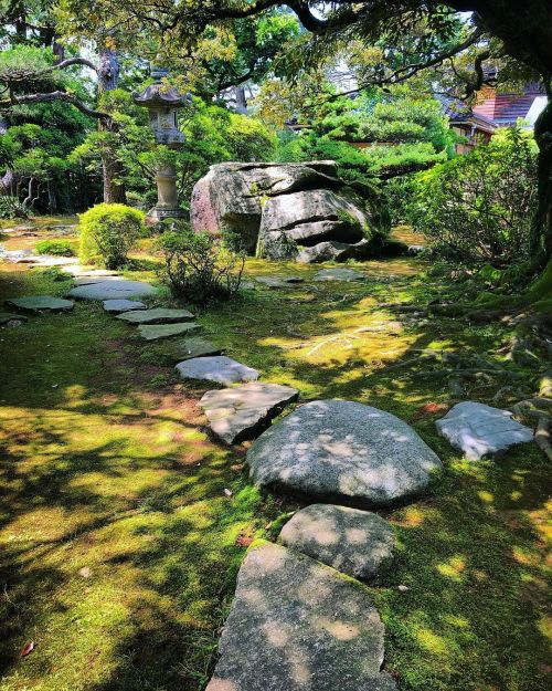 松任ふるさと館庭園“紫雲園” [ 石川県白山市 ] ② Matto Furusatokan Garden, Hakusan, Ishikawa ーー駅前で気軽に立ち寄れる近代日本庭園。実業家・吉田茂平