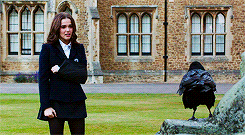 swifterly:  I hate having a best friend I can’t lie to. 