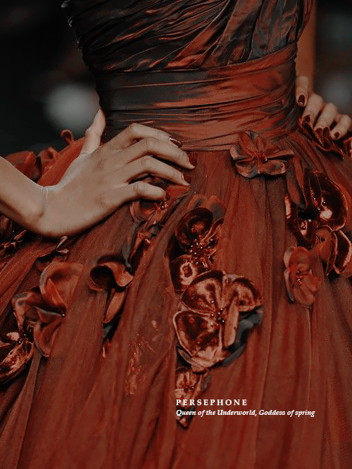 declanlynch:  mythology: persephone, queen of the underworld, goddess of spring 
