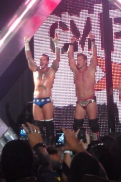 Best Tag Team In The World!