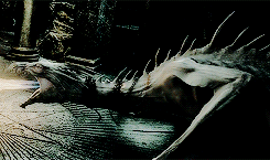 queenrhaenyra:→ The Dance of the Dragons meme: 7 deaths: (6/7):  Rhaenyra’s death (x
